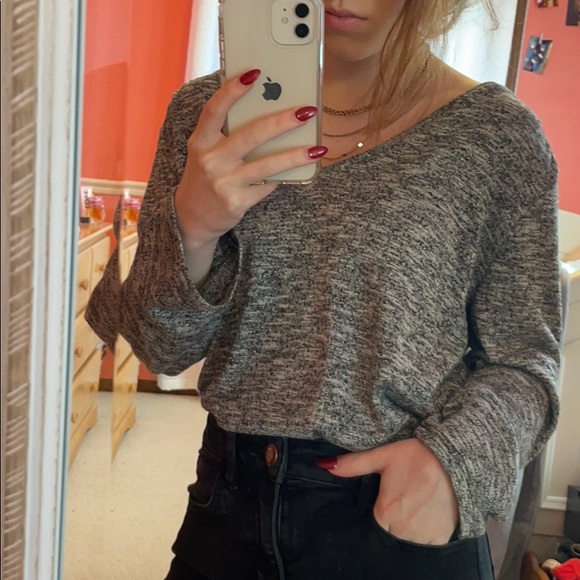 Liz Claiborne Long-sleeve grey top - Picture 1 of 11